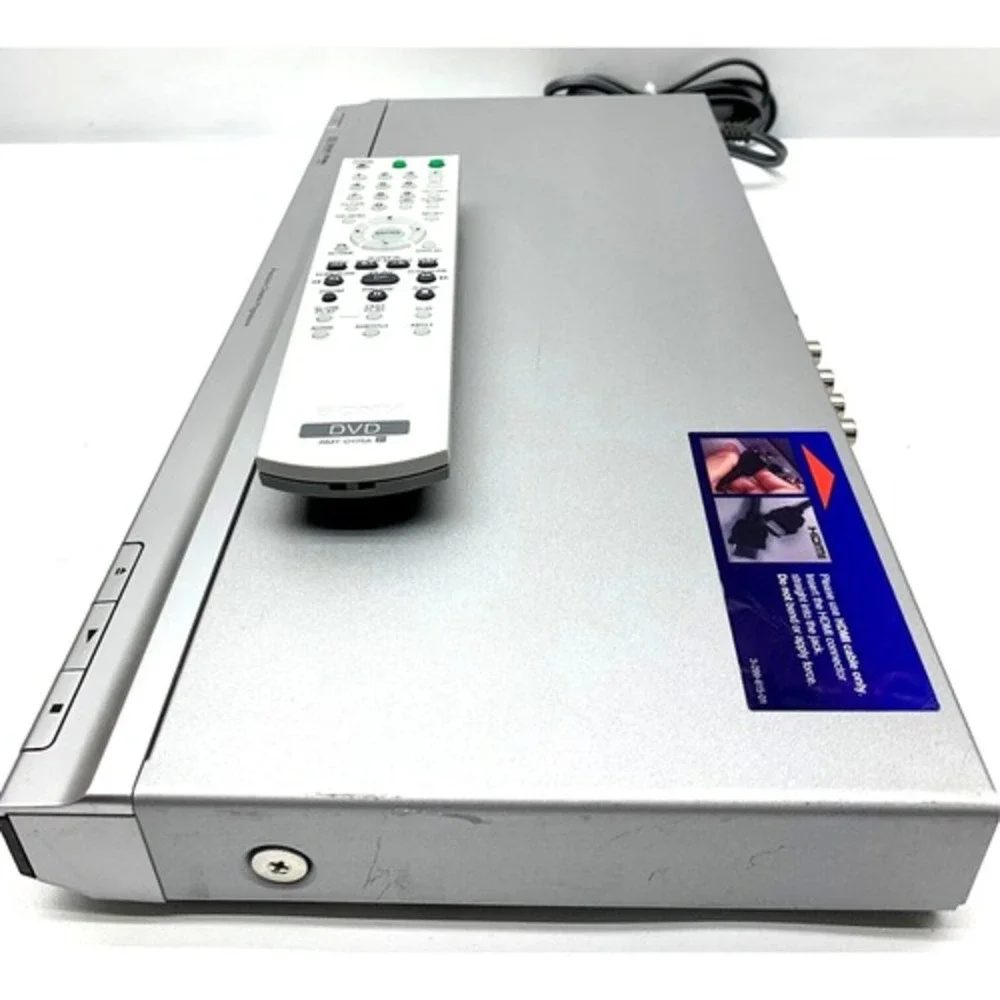 Sony DVD Player with Remote‎ Control / DVP-NS700H
